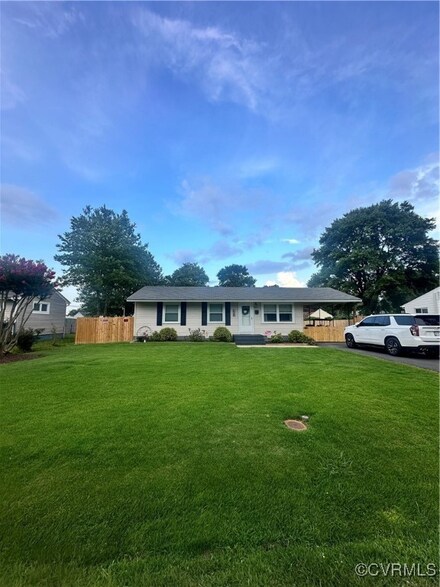 402 Otey Ln, Sandston, VA 23150