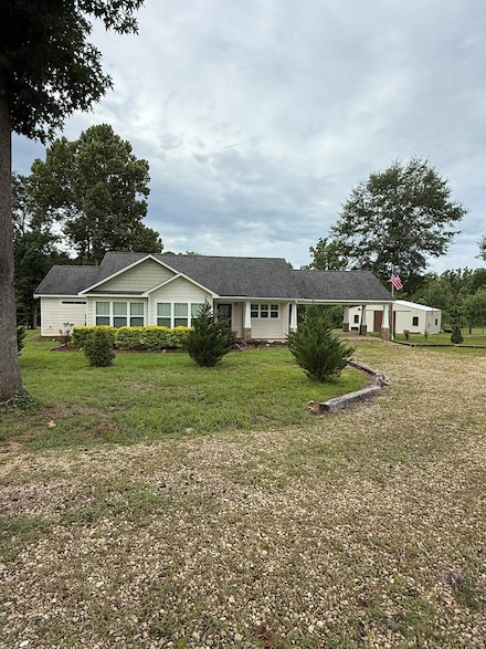 16798 Bay Branch Rd, Andalusia, AL 36420