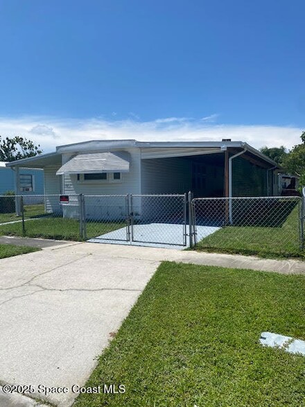 2531 Chatham Way NE, Palm Bay, FL 32905