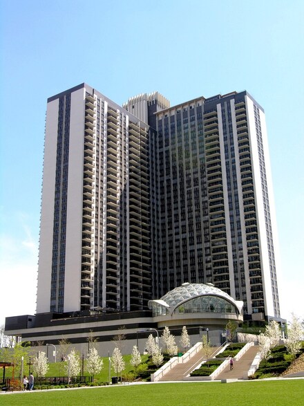 400 E Randolph St Unit 3106, Chicago, IL 60601