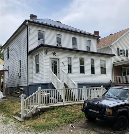 706 4th St, Fayette City, PA 15438