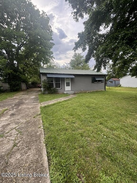 9304 New Maple Rd, Louisville, KY 40229