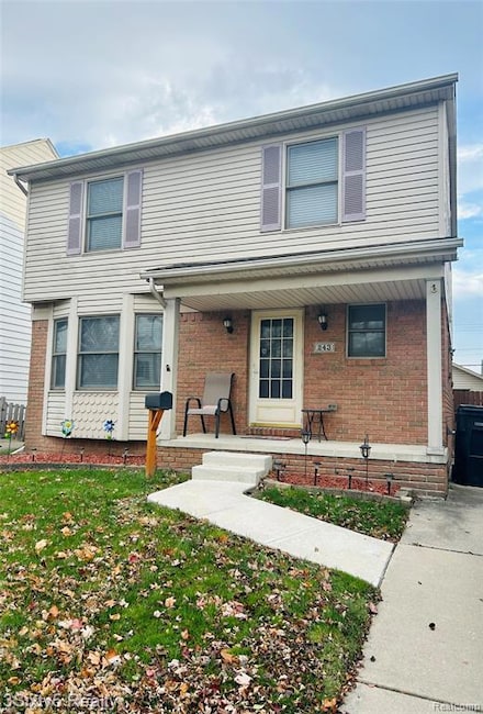 243 Emmons Blvd, Wyandotte, MI 48192