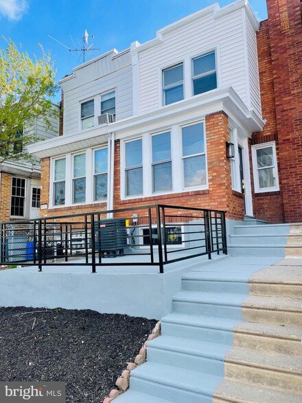 908 E Sanger St, Philadelphia, PA 19124