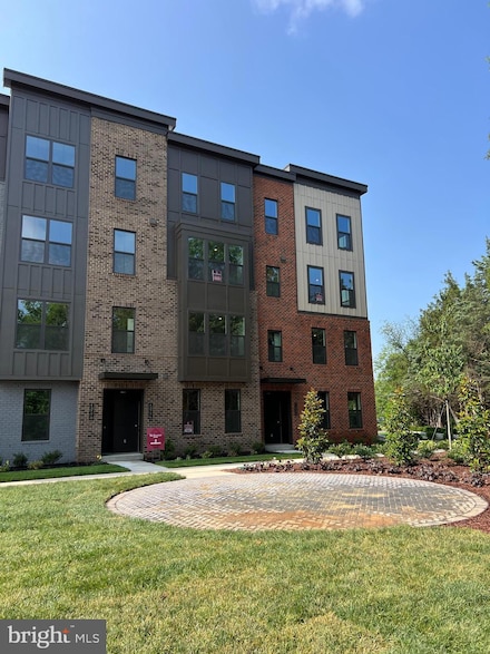 43776 Metro Terrace, Ashburn, VA 20147
