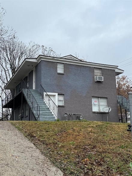 1199 Latham St, Memphis, TN 38106