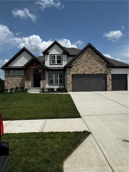 4005 NE Apple Grove Dr, Lee's Summit, MO 64064