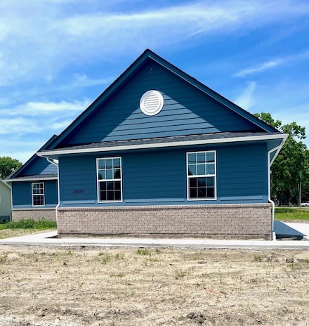 48387 Jefferson Ave, New Baltimore, MI 48047