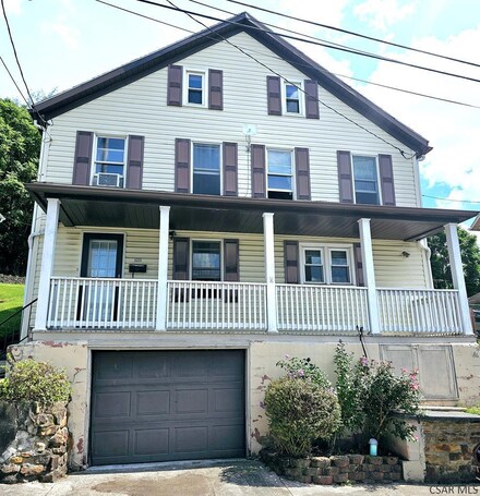 1118 & 1120 Pine St, Johnstown, PA 15909