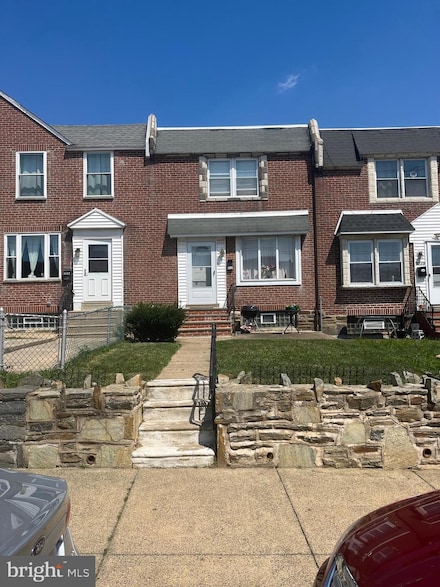 3527 Meridian St, Philadelphia, PA 19136