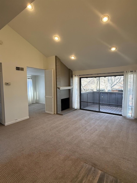 2229 Woodside Ln Unit 8, Sacramento, CA 95825