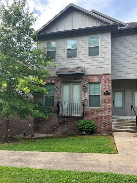 1771 Nettleship St, Fayetteville, AR 72701