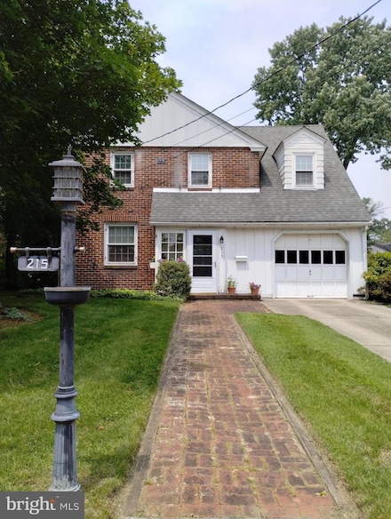 215 N Vineyard Blvd, Collingswood, NJ 08108