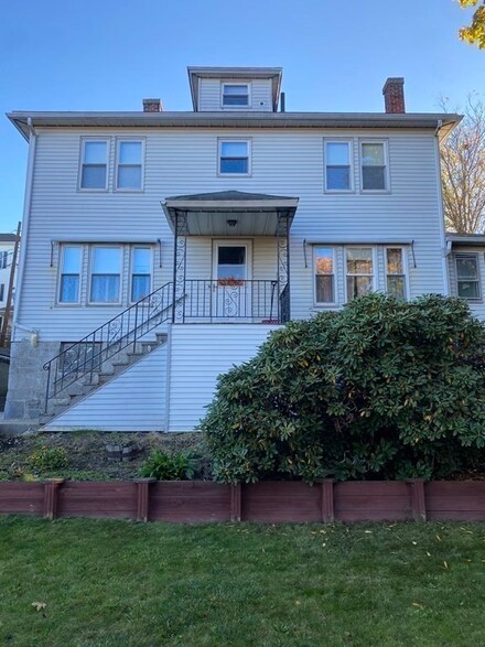 1 Caroline Terrace, Worcester, MA 01604