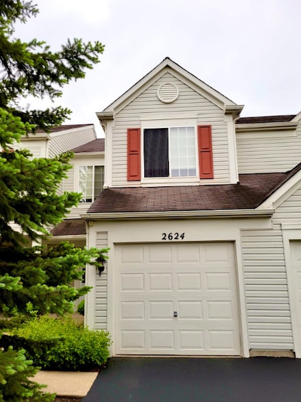 2624 Carrolwood Rd Unit 233, Naperville, IL 60540