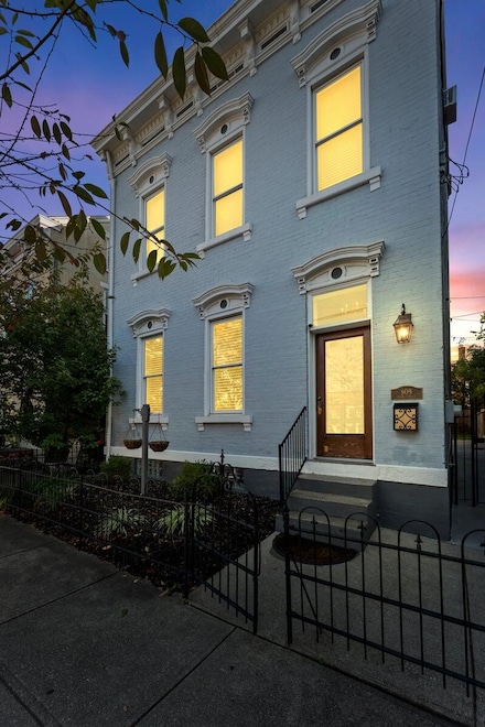 909 York St, Newport, KY 41071