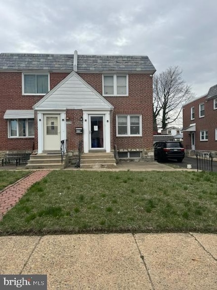 1907 Tustin St, Philadelphia, PA 19152
