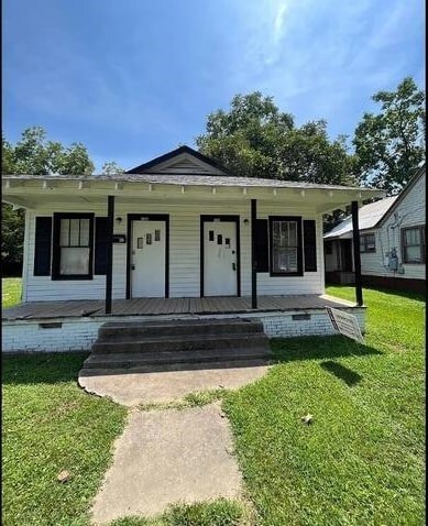 118 & 120 College Park Cir, North Little Rock, AR 72114