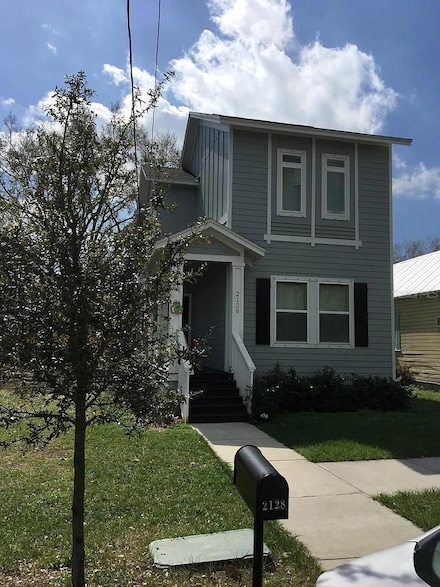 2128 W Walnut St, Tampa, FL 33607