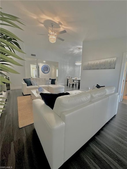 9828 Luna Cir Unit 203, Naples, FL 34109