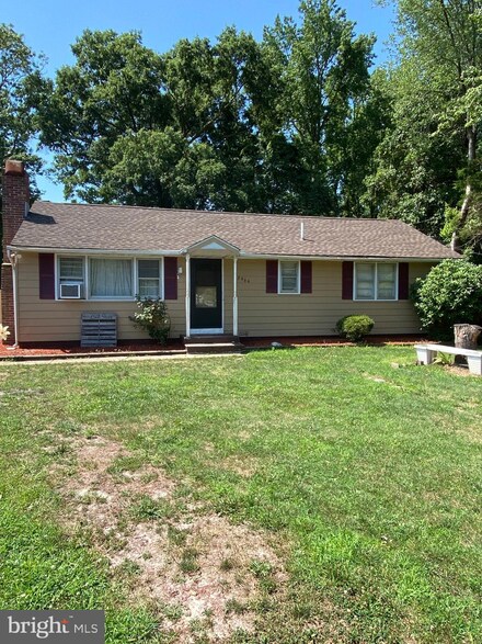 2964 Independence Ct, Vineland, NJ 08361