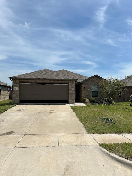 6413 Graceland Dr, Greenville, TX 75402