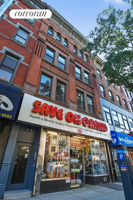 686 Grand St Unit RETAIL, Brooklyn, NY 11211