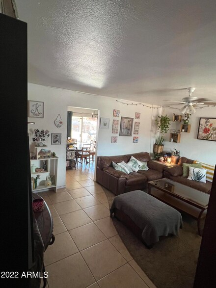 3813 W Charter Oak Rd Unit 3, Phoenix, AZ 85029