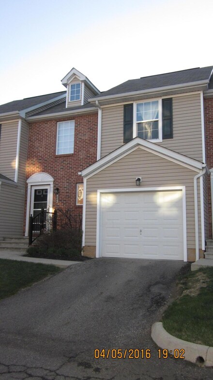 8323 Bruntsfield Rd Unit 8323, Columbus, OH 43235