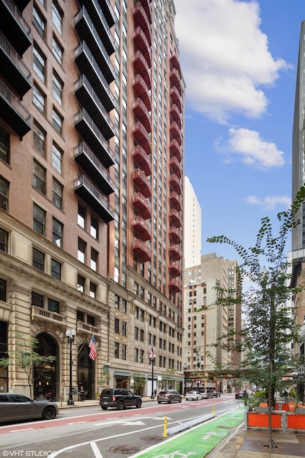 208 W Washington St Unit 1801, Chicago, IL 60606