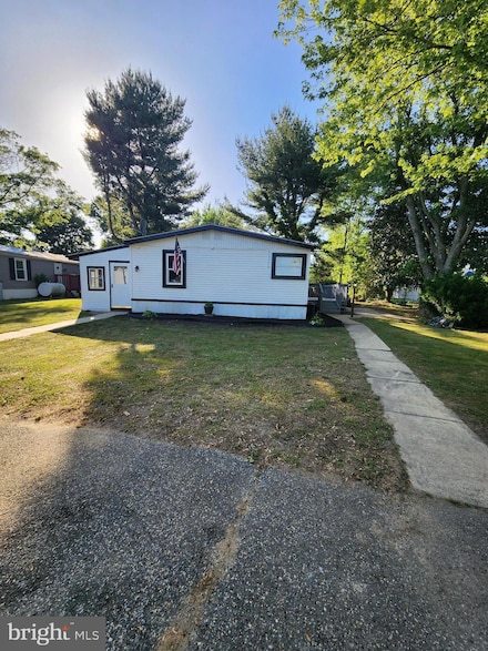 211 Eisenhower Ave, Williamstown, NJ 08094