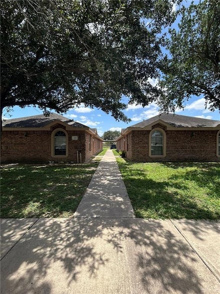 1608 W Portales Dr, Edinburg, TX 78541