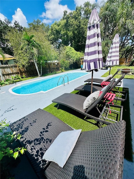 1108 E Chelsea St, Tampa, FL 33603