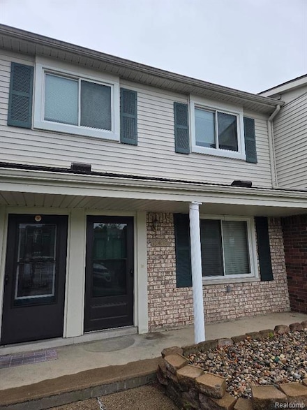 13466 Denver Cir E, Sterling Heights, MI 48312