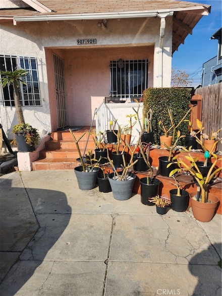 907 E 50th St, Los Angeles, CA 90011