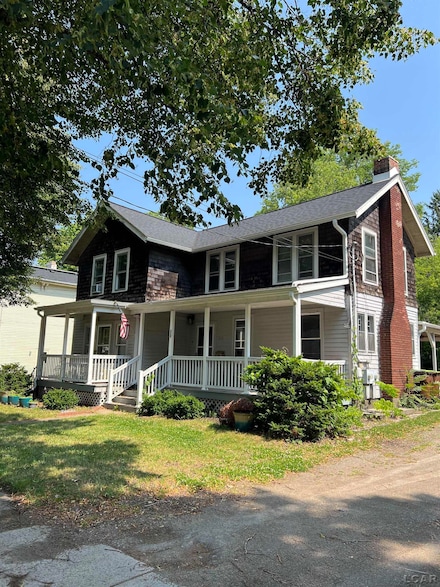 328 Merrick St, Adrian, MI 49221