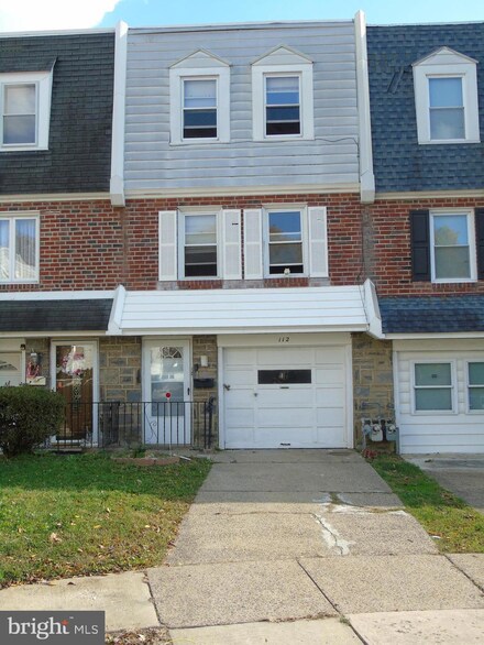 112 Botanic Ct, Upper Darby, PA 19082
