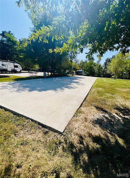 124 Highway J, Perry, MO 63462