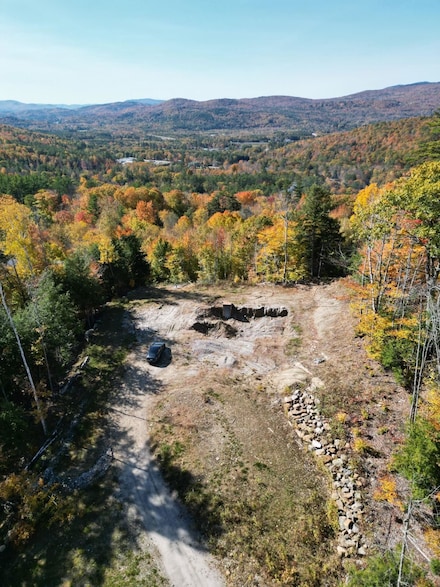 151 Pinnacle Rd, Campton, NH 03223
