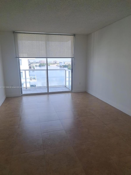 5091 NW 7th St Unit TS-04, Miami, FL 33126