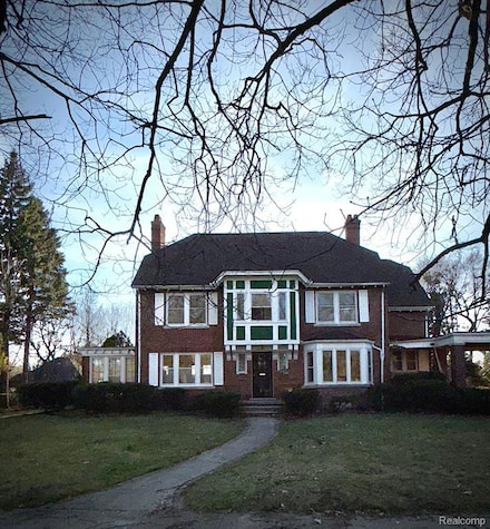 19411 Woodston Rd, Detroit, MI 48203
