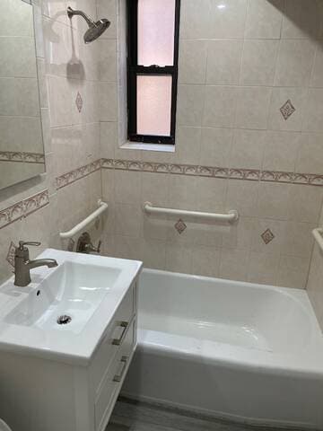10 E 43rd St Unit 5e, Brooklyn, NY 11203