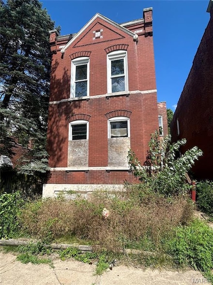 3734 Minnesota Ave, Saint Louis, MO 63118
