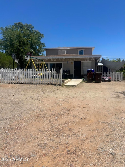 667 S East St, Globe, AZ 85501