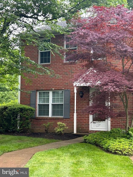 31 Abelia Ct, Lawrence Township, NJ 08648