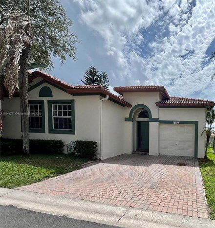 16125 Opal Creek Dr, Weston, FL 33331