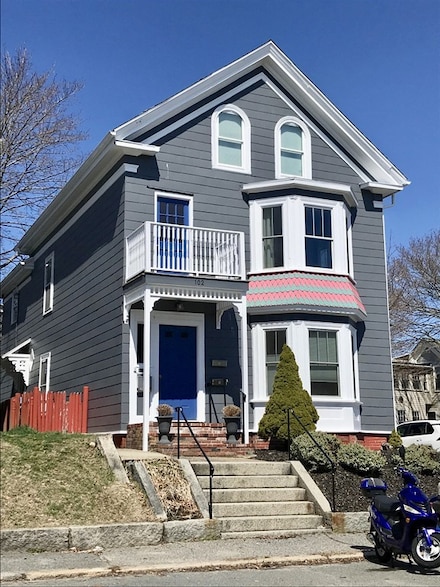 102 Prospect St Unit 1, Gloucester, MA 01930