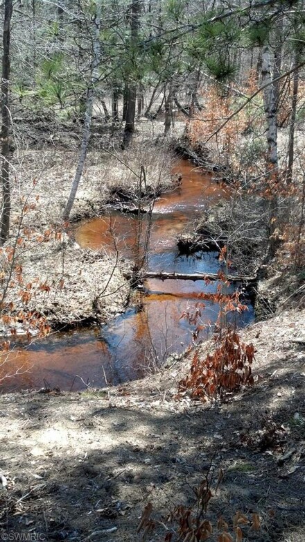439 W Treml Rd, Free Soil, MI 49411