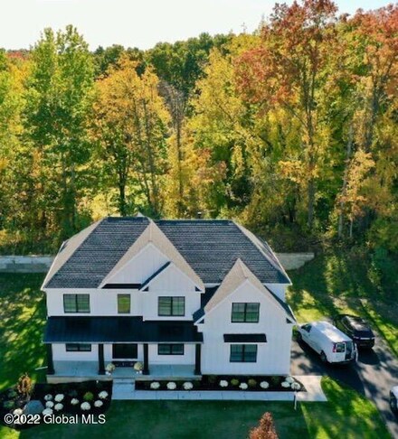 1 Steeple View Dr, Albany, NY 12211