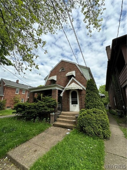 443 13th St, Niagara Falls, NY 14303